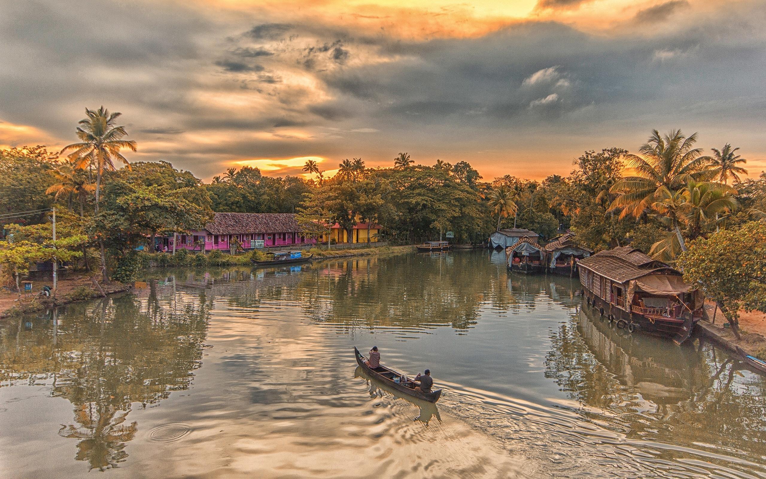 best time to visit keral- from safarnama